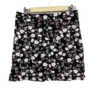 Izod Golf Black White Pink Floral Stretch Women's size‎ 2 Skort Skirt